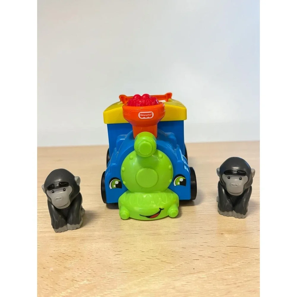 Fisher-Price Little People Choo-Choo Zoo Train 2 Gorillas sound works!